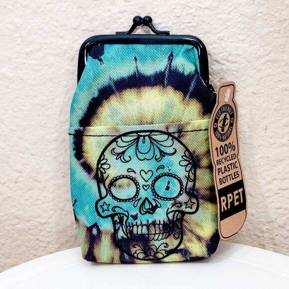 NWT Womens Cigarette Case for 100s Tie Dye SKULL Recycled Material - Picture 1 of 4